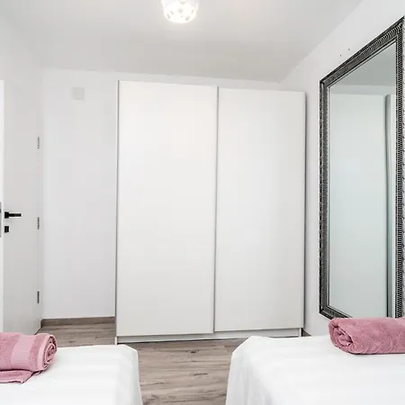 Beautiful In With Kitchen