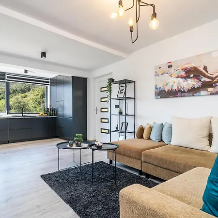 Beautiful In With Kitchen * Trstenik (Dubrovnik-Neretva)