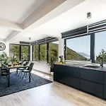 בית נופש Luxurious Home In Trstenik