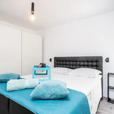 度假居 Beautiful In With Kitchen 特雷斯塔尼克