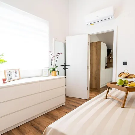 度假居 Beautiful In With Kitchen 特雷斯塔尼克