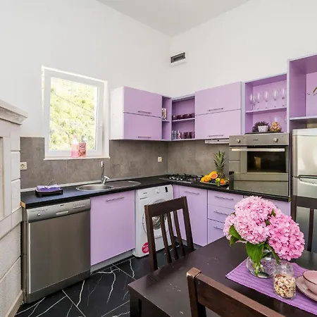 Beautiful In With Kitchen