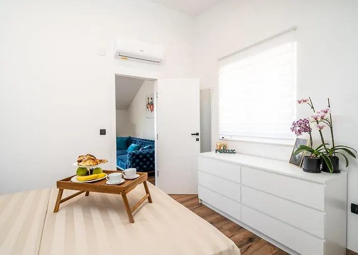 Beautiful In With Kitchen * トルステニク